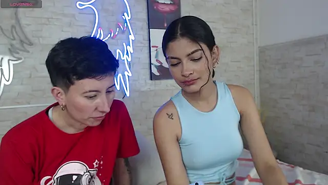 Gaby_and_Mei live sex cam