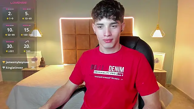 AlejooTwink live sex cam