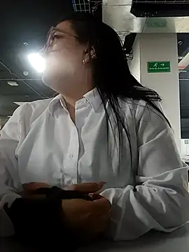 Monserratizzy's cam snapshot