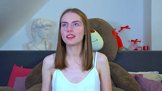 LiliLombroso's cam snapshot