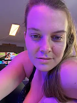 newMichelle's cam snapshot