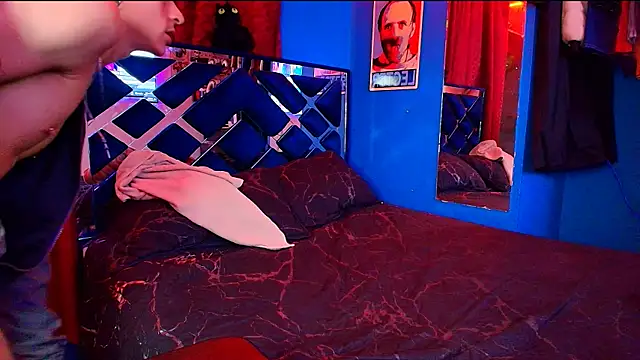 Luke_Howland live sex cam