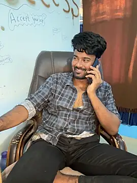 MeekBatgirl live sex cam