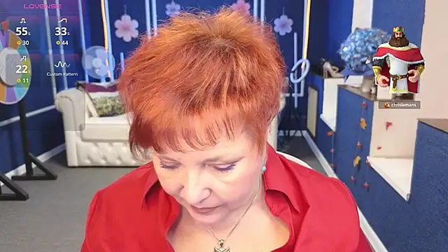 Kira_Kirke's cam snapshot