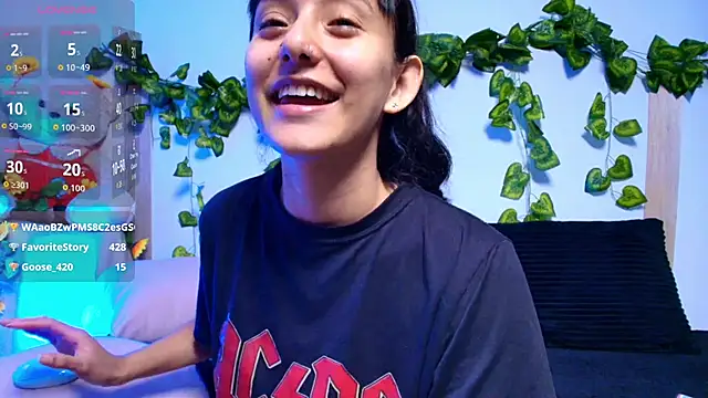 tati_cardenas's cam snapshot