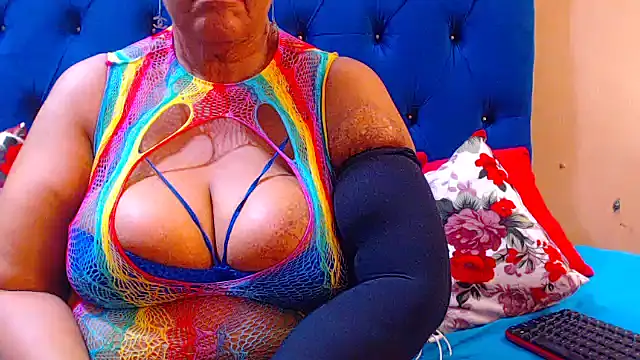 ebonycandy10's cam snapshot