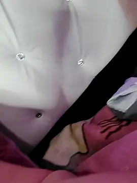 Anahibella's cam snapshot