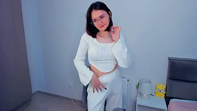 LorrieDegonia's cam snapshot