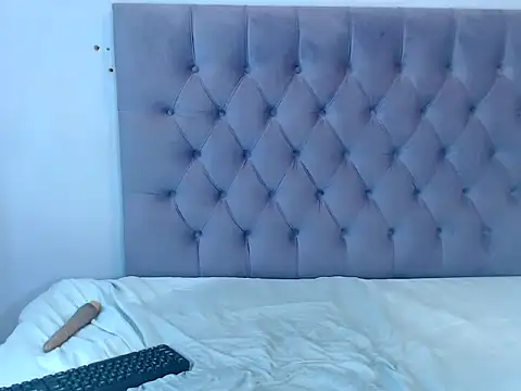 Thelma_Hearts's cam snapshot