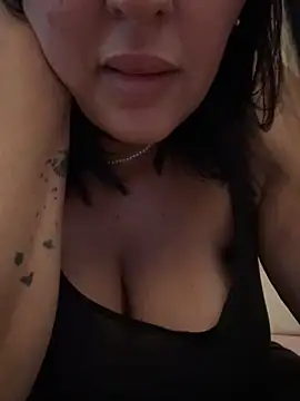 Bbwmonica80's cam snapshot