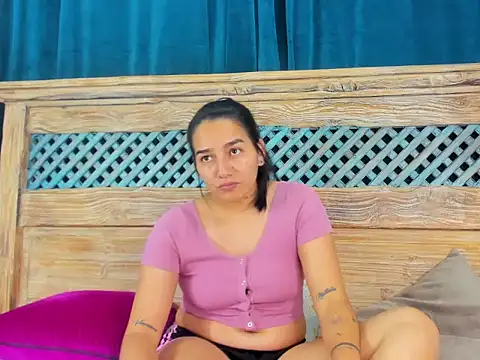 Chelsea_Russell01's cam snapshot