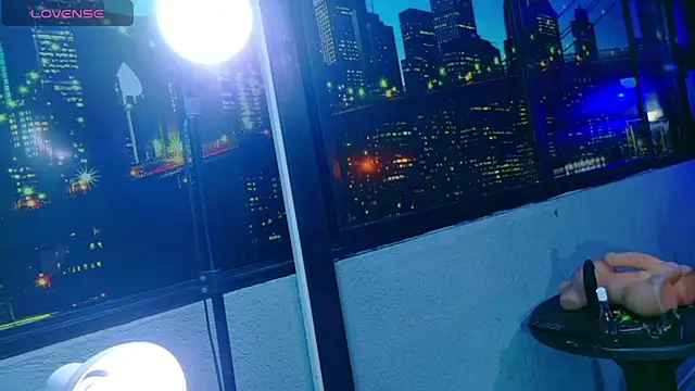 lunabustygirl's cam snapshot