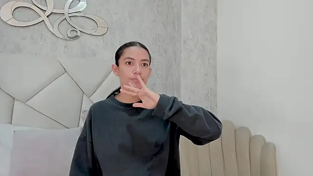 Skylerwhite02's cam snapshot