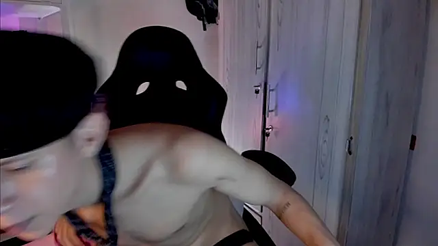 tylernova's cam snapshot