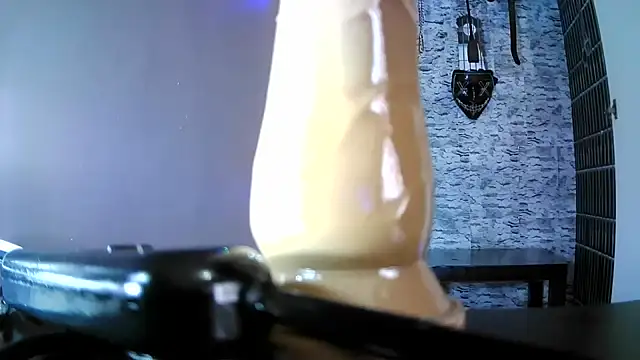 BaDSubMiss's cam snapshot