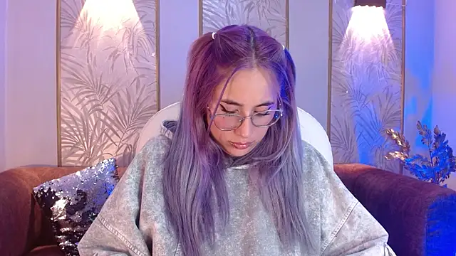 LunaaGrey_'s cam snapshot