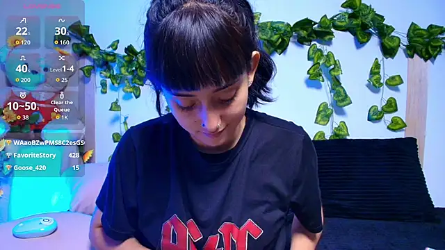 tati_cardenas's cam snapshot