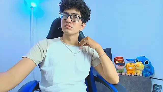 TylerWhite_'s cam snapshot