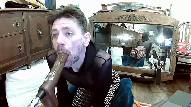 MaxJr8008's cam snapshot