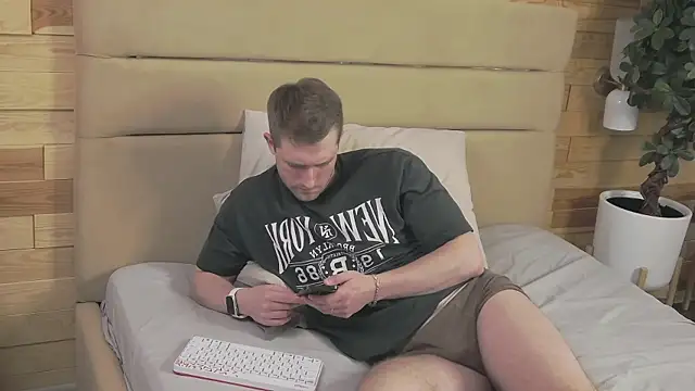 EthanPinkman live sex cam