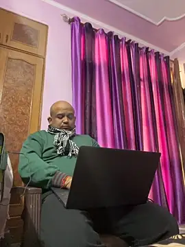 Dick_6inches_Delhi live sex cam