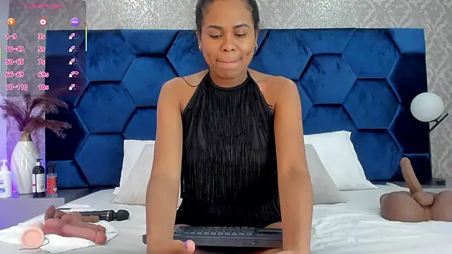 aynararos_1's cam snapshot