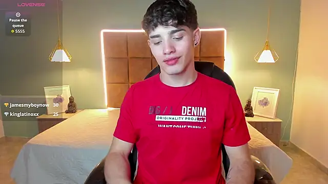AlejooTwink live sex cam