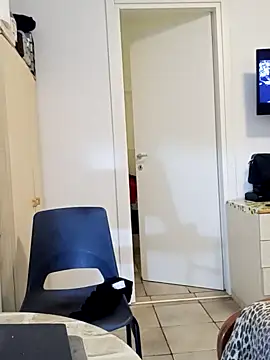 CALDA-AKIRA's cam snapshot