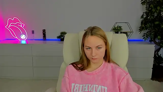 MilaAddams's cam snapshot