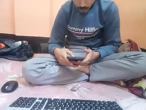 rahulkajuuu0909's cam snapshot