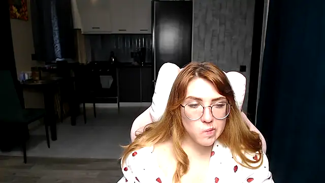 Reginasmilee's cam snapshot