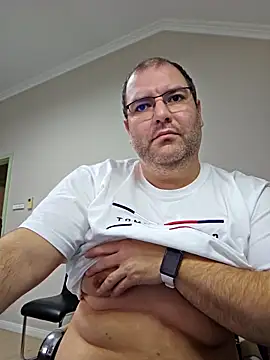 Andrew1900529 live sex cam