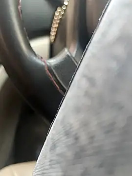 Ailover6677's cam snapshot