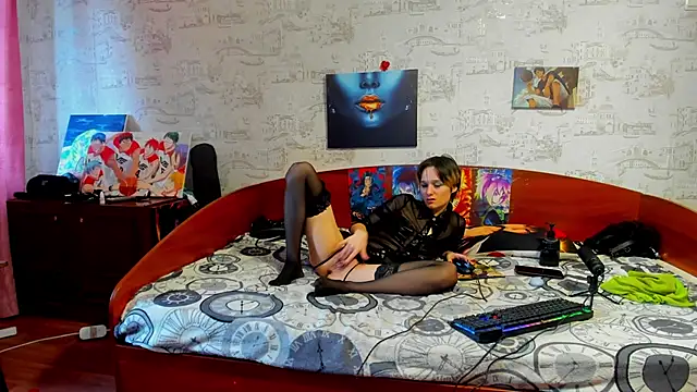 KagamiTayga's cam snapshot