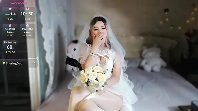 Fang-Xiaojie's cam snapshot