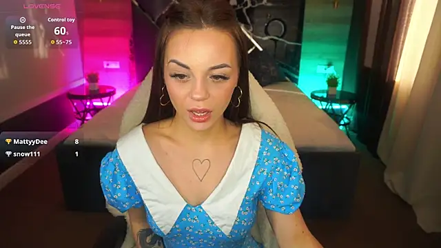 LexxxyJoy live sex cam