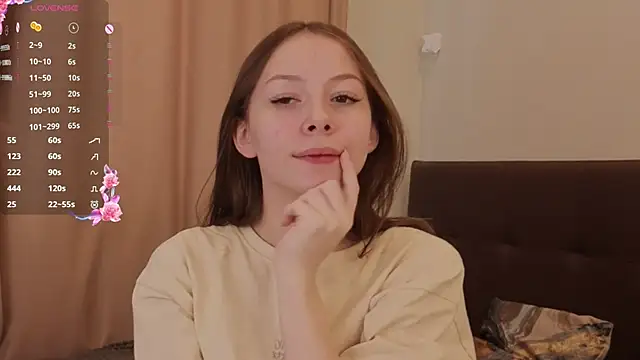 BlushinBloom's cam snapshot