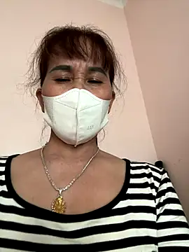 Tinaa_112's cam snapshot