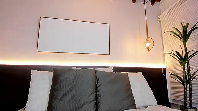 SolAvelar live sex cam