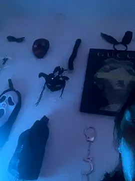 QUEENCALIMOD's cam snapshot