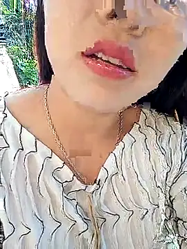 -Lanaa-'s cam snapshot