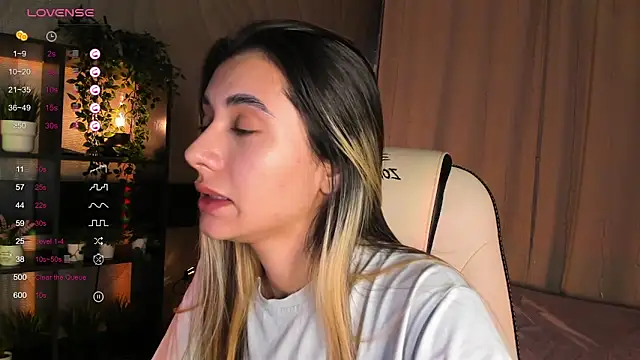 DarlaLike live sex cam