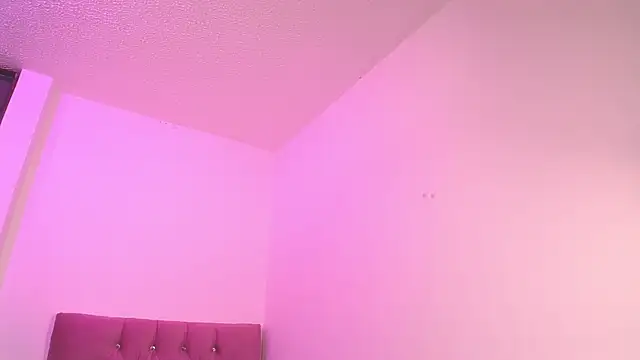 mae_nathan_ live sex cam