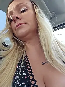 Bondgirl_013 live sex cam