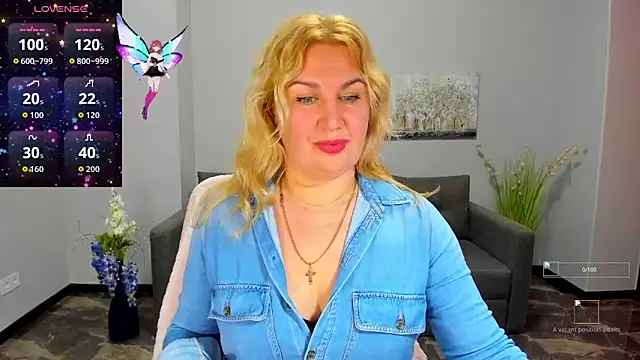 Lili_Crossi's cam snapshot