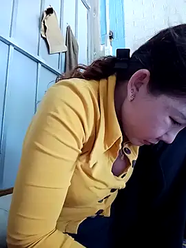 Ana-love2025's cam snapshot