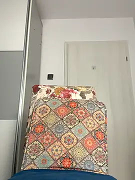 snow_flakee live sex cam