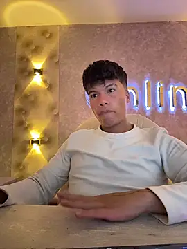 Logan_smith1 live sex cam