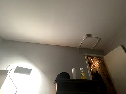 Snowbunnycake_131 live sex cam