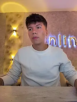 Logan_smith1 live sex cam